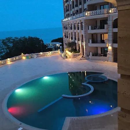 Aleksapp Apartamento Varna